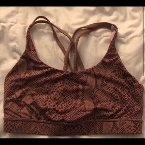 Lululemon energy bra size 8 Mauve snakeskin